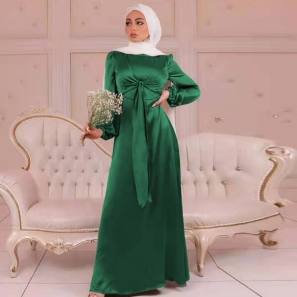 Abaya Satinée avec Ceinture
