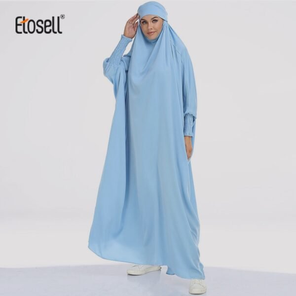 Abaya à Capuche avec Niqab